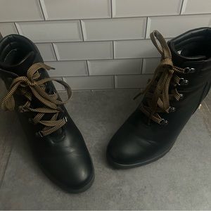 Timberland ortholite ankle booties